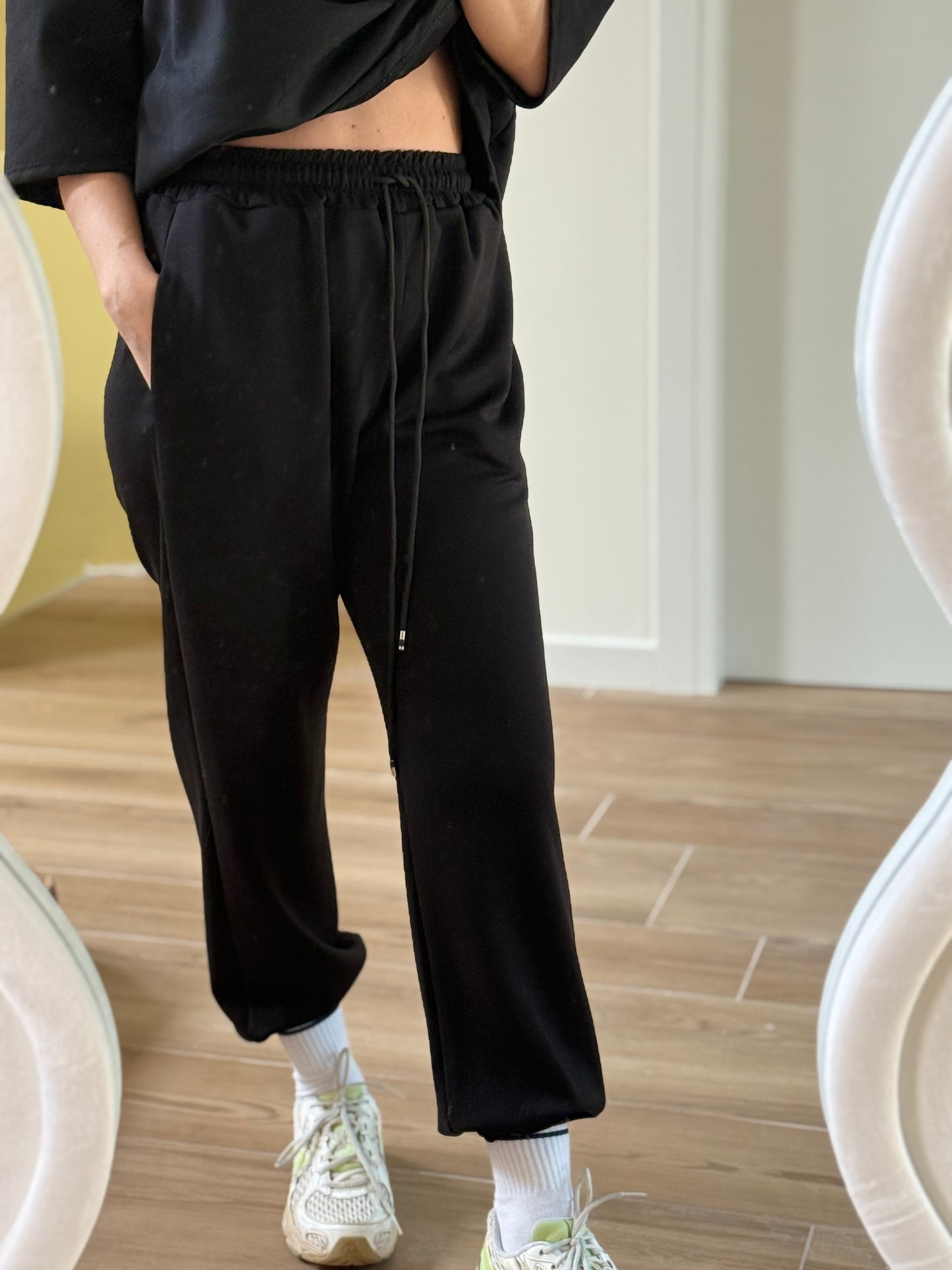 PANTALONE JOGGER-nero